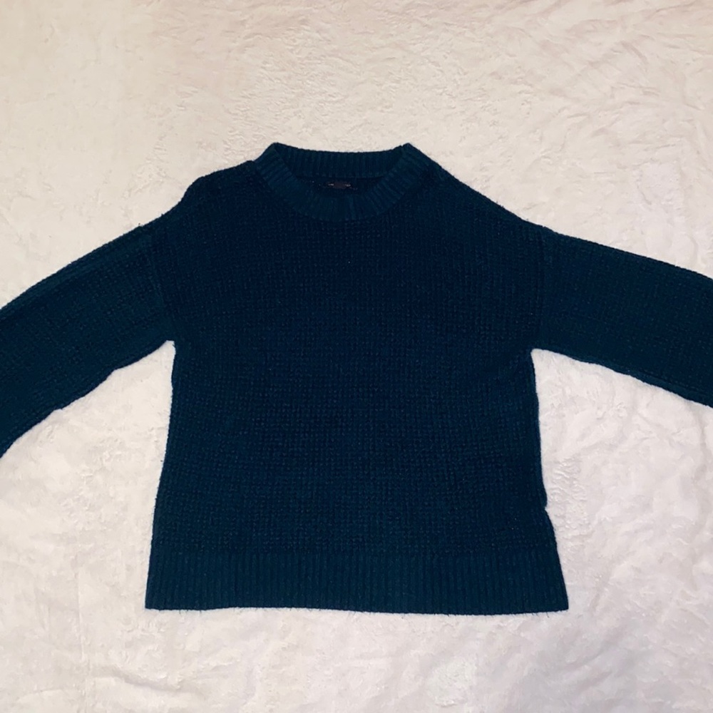 Women’s American Eagle Turquise Sweater